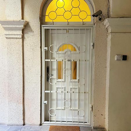 Mimi Gallery Apartment Будапеща Екстериор снимка