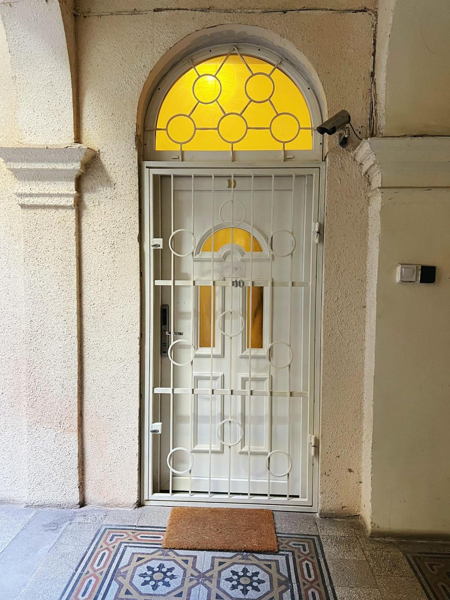 Mimi Gallery Apartment Будапеща Екстериор снимка